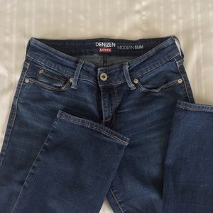 Levis Denizen Modern Slim Jean 26